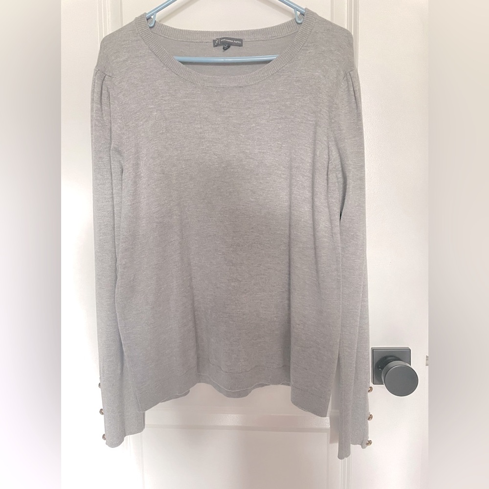 Grey sweater, pearl button cuffs